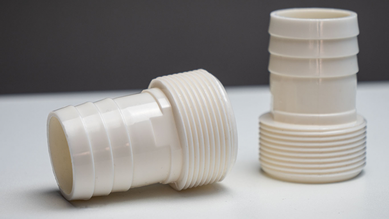 ABS Schlauchtülle weiß 38mm x 1 1/2" mit Außengewinde